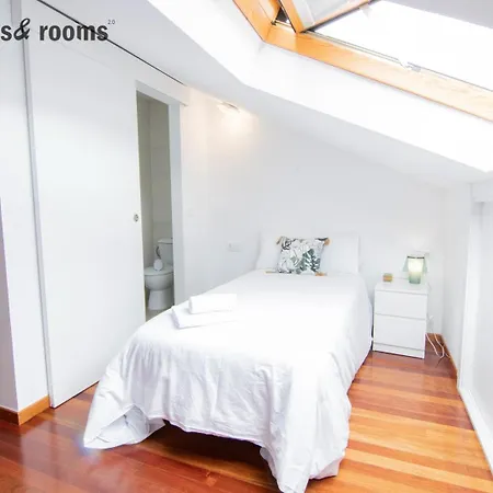 Enorme Casa Con 5 Banos Y Terraza Santiago de Compostela